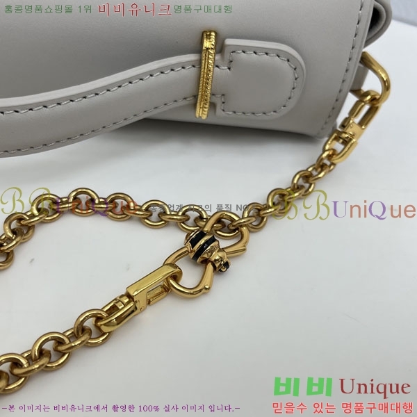 #��* �޴޸��� �Ŀ�ġ M3671-109