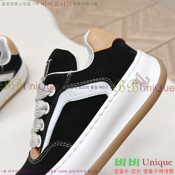 �������� ���̺��� Tilted Sneaker ����Ŀ�� LV402282-8