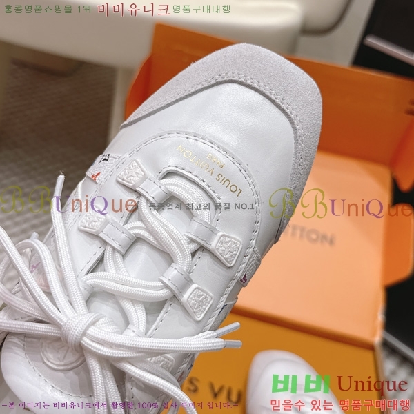 ���� ����*�� Sneakerina ����Ŀ�� 4LT20003-9