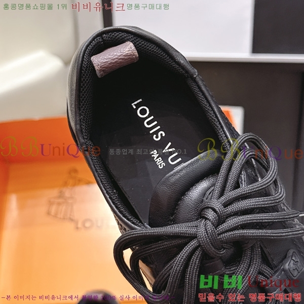 ���� ����*�� Sneakerina ����Ŀ�� 1LT889001-5