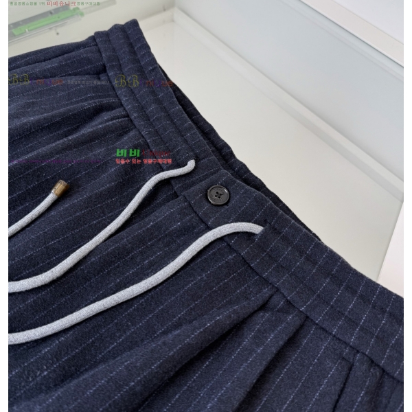 ���� ���ڷ� ��ġ�ڸ� ���� BC215643-1